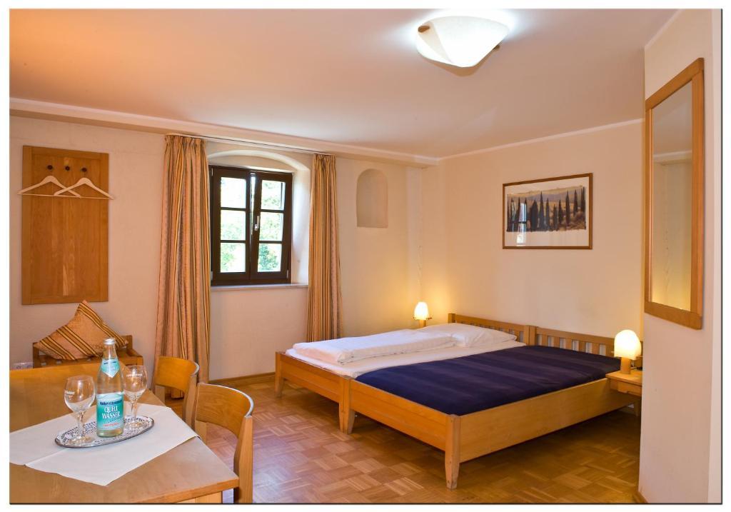 Gasthaus Ochsenwirt Landshut Rum bild